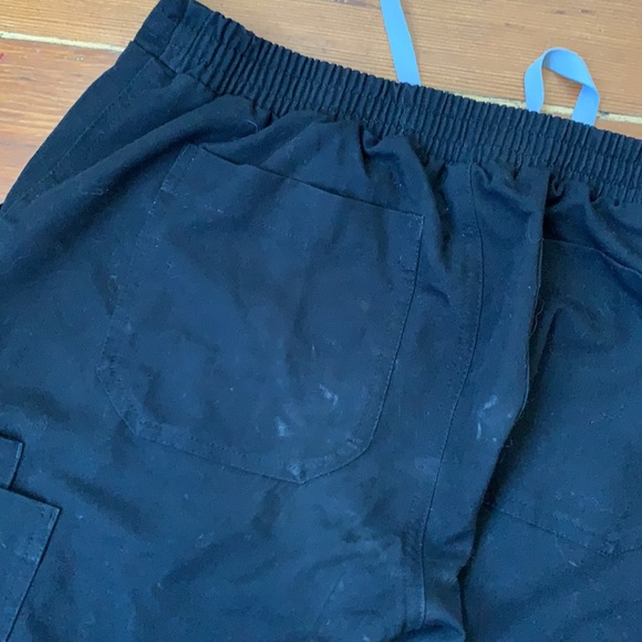 FIGS Yola Skinny Scrub Pants - Black - Picture 3 of 3